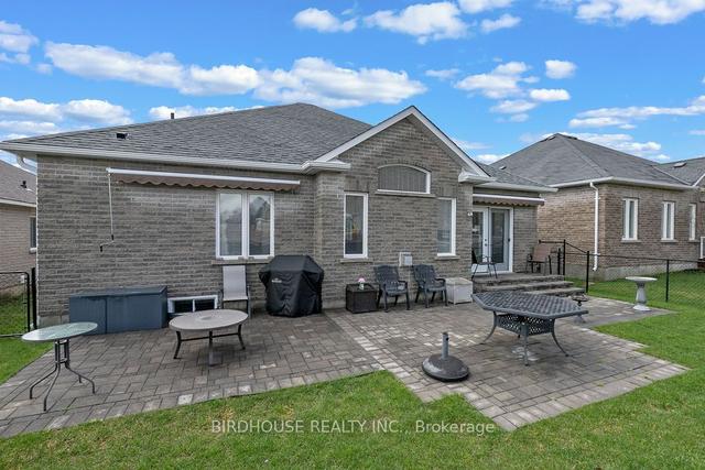 32 Gunsolus Rd, House detached with 3 bedrooms, 3 bathrooms and 7 parking in Kawartha Lakes ON | Image 27