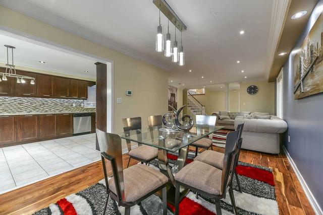 56 Seclusion Cres, House detached with 4 bedrooms, 4 bathrooms and 6 parking in Brampton ON | Image 14