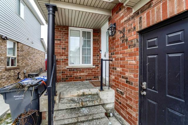 45 Needlewood Lane, House semidetached with 3 bedrooms, 2 bathrooms and 3 parking in Brampton ON | Image 7