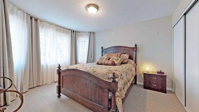178 Stellick Ave, House detached with 4 bedrooms, 4 bathrooms and 6 parking in Newmarket ON | Image 6
