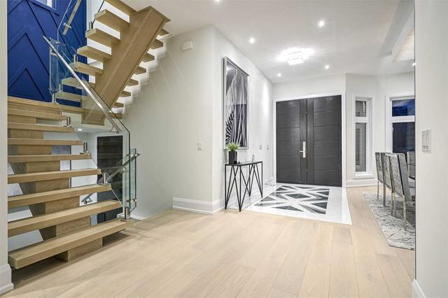 21 Nineteenth St, House detached with 4 bedrooms, 5 bathrooms and 3 parking in Toronto ON | Image 38