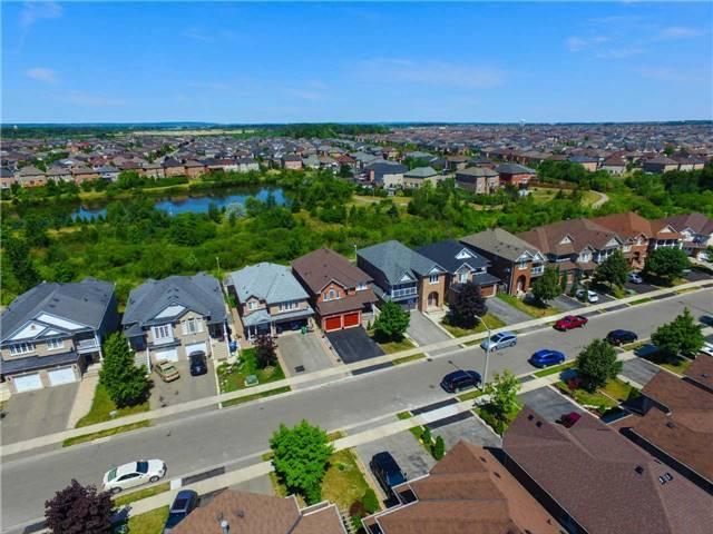 114 River Rock Cres, House detached with 4 bedrooms, 4 bathrooms and 4 parking in Brampton ON | Image 5