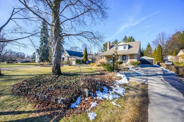 317 North Shore Blvd, House detached with 5 bedrooms, 3 bathrooms and 9 parking in Burlington ON | Image 23