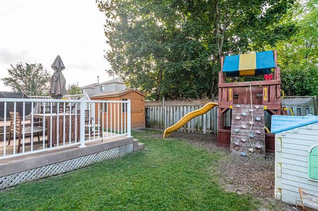 82 Hewitt Cres, House attached with 3 bedrooms, 2 bathrooms and 3 parking in Ajax ON | Image 15