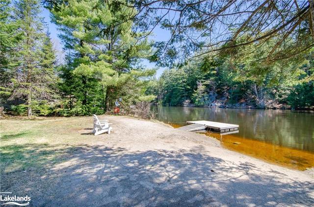 1023 Harmony Lane Private, House detached with 2 bedrooms, 1 bathrooms and 8 parking in Bracebridge ON | Image 12