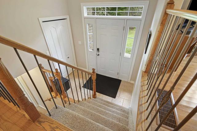 3826 Stage Coach Rd, House detached with 3 bedrooms, 3 bathrooms and 12 parking in South Frontenac ON | Image 34