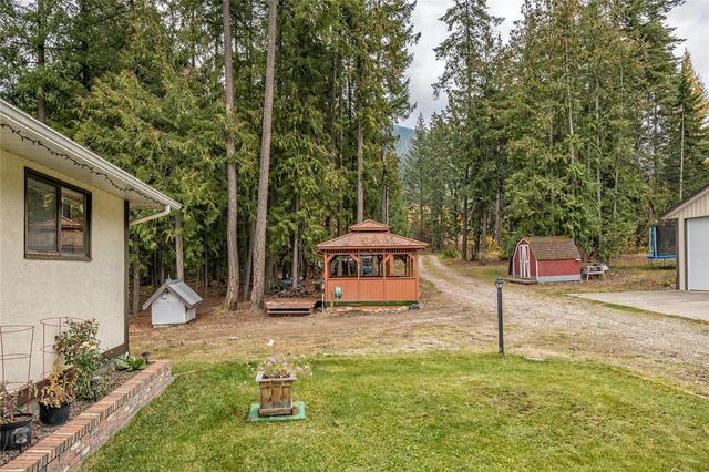 92 Davy Road, House detached with 3 bedrooms, 4 bathrooms and 9 parking in North Okanagan F BC | Image 45