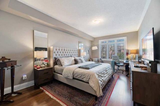th11 - 7 Oakburn Cres, Townhouse with 3 bedrooms, 4 bathrooms and 4 parking in Toronto ON | Image 4