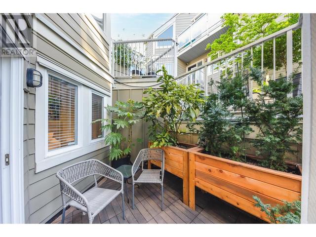 d2 - 1100 W 6th Avenue, House attached with 2 bedrooms, 2 bathrooms and 1 parking in Vancouver BC | Image 24