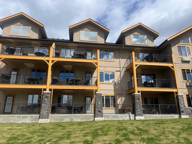713b - 700 Bighorn Boulevard, Condo with 2 bedrooms, 2 bathrooms and null parking in Radium Hot Springs BC | Image 17