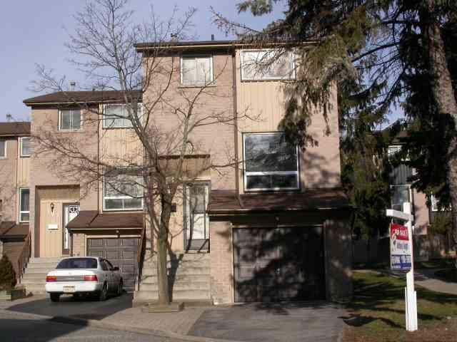 185 - 41 Collinsgrove Rd, Townhouse with 3 bedrooms, 1 bathrooms and 1 parking in Toronto ON | Image 1