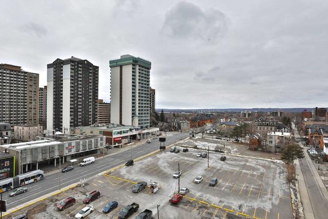 808 - 150 Main St W, Condo with 2 bedrooms, 3 bathrooms and 2 parking in Hamilton ON | Image 7