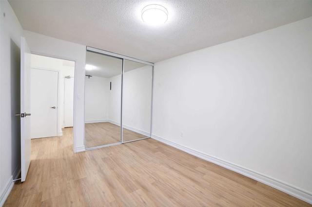 1112 - 5 Shady Gfwy, Condo with 3 bedrooms, 2 bathrooms and 1 parking in Toronto ON | Image 2