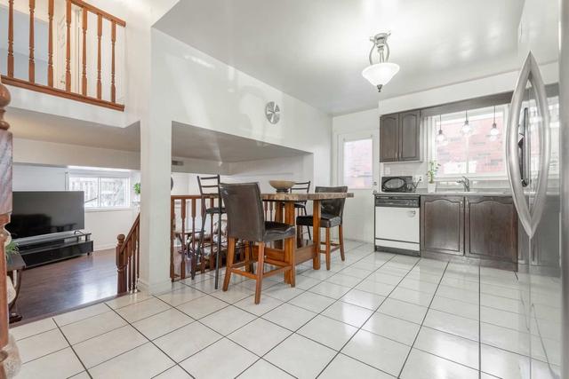 616 Acadia Dr, House detached with 3 bedrooms, 2 bathrooms and 3 parking in Hamilton ON | Image 3