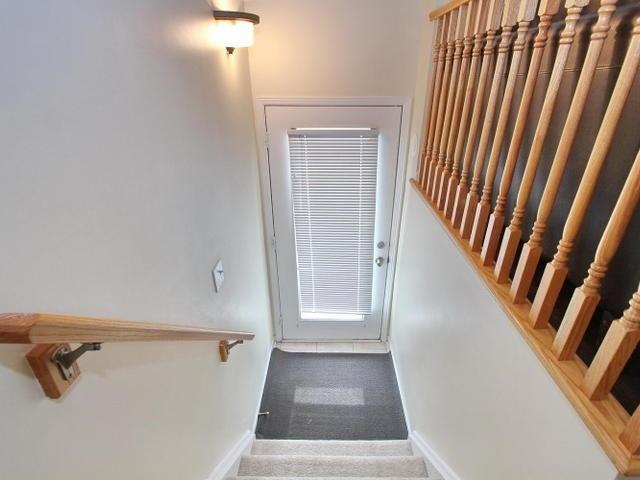 04 - 3025 Destination Dr, Townhouse with 3 bedrooms, 3 bathrooms and 2 parking in Mississauga ON | Image 3