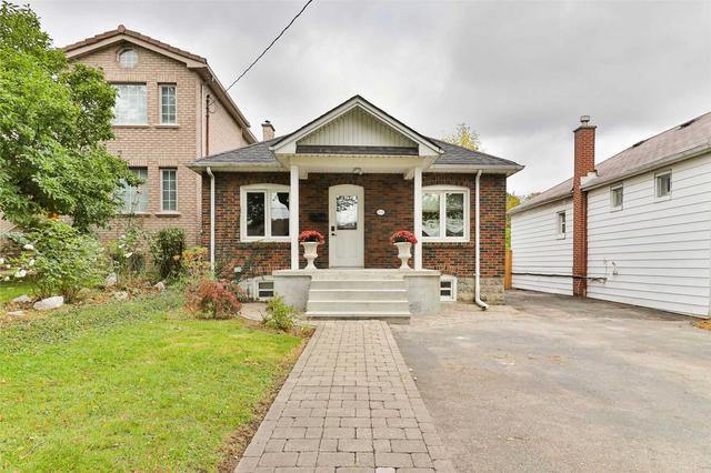 168 Hay Ave, House detached with 3 bedrooms, 3 bathrooms and 6 parking in Toronto ON | Image 1