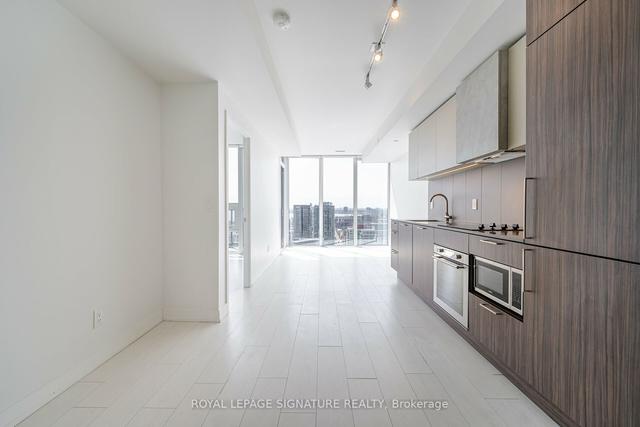 ph15 - 19 Western Battery Rd, Condo with 2 bedrooms, 2 bathrooms and 1 parking in Toronto ON | Image 20
