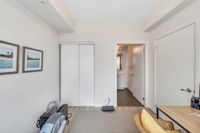 823 - 22 East Haven Dr, Condo with 2 bedrooms, 2 bathrooms and 1 parking in Toronto ON | Image 17