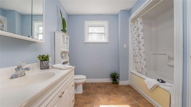 127 Superior St, House detached with 2 bedrooms, 1 bathrooms and 4 parking in Brantford ON | Image 10