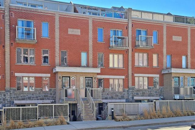 235 - 25 Turntable Cres, Townhouse with 3 bedrooms, 2 bathrooms and 1 parking in Toronto ON | Image 12