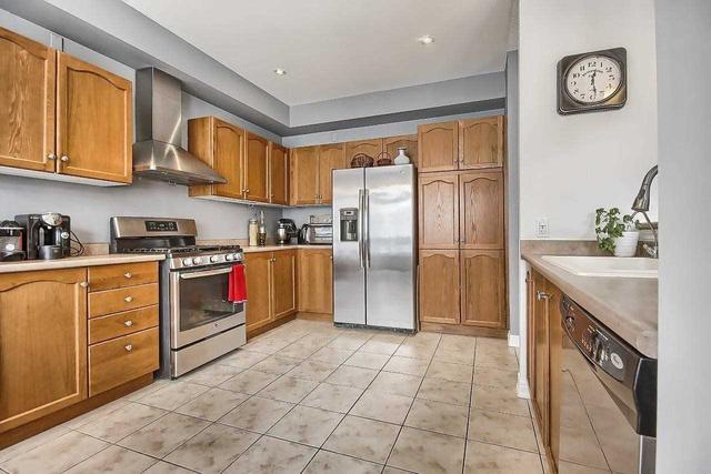 119 Saint Damian Ave, House detached with 4 bedrooms, 3 bathrooms and 3 parking in Vaughan ON | Image 6