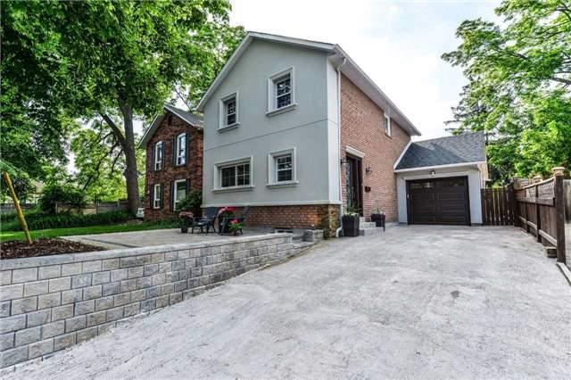 35 Rebecca St, House detached with 3 bedrooms, 3 bathrooms and 3 parking in Oakville ON | Image 1
