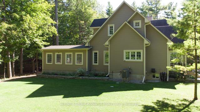 22 Forest Rd, House detached with 4 bedrooms, 2 bathrooms and 10 parking in Kawartha Lakes ON | Image 29