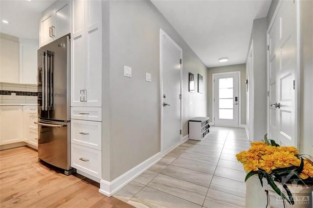 c - 92 Mayer Street, Townhouse with 3 bedrooms, 2 bathrooms and 3 parking in The Nation ON | Image 4