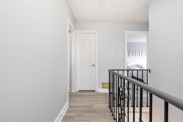 21 Carter Dr S, House semidetached with 3 bedrooms, 3 bathrooms and 3 parking in Brampton ON | Image 11