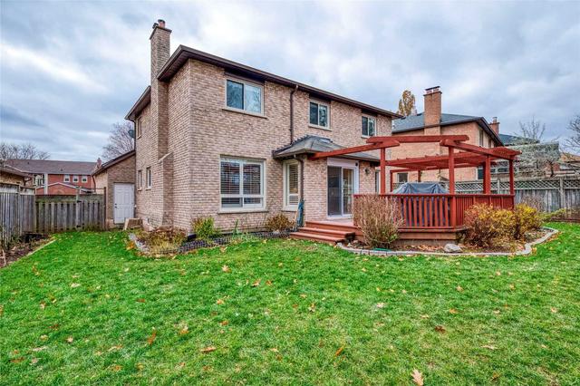 2039 Markle Dr, House detached with 4 bedrooms, 4 bathrooms and 4 parking in Oakville ON | Image 35