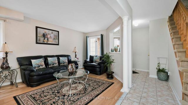 70 Tumbleweed Tr, House semidetached with 4 bedrooms, 4 bathrooms and 5 parking in Brampton ON | Image 36