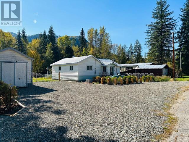 418 Webber Road, House detached with 2 bedrooms, 1 bathrooms and null parking in Clearwater BC | Image 26