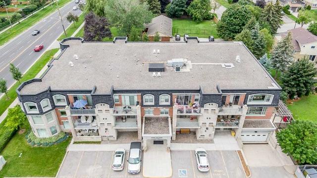 203 - 10 Ashton Rd, Condo with 3 bedrooms, 2 bathrooms and 2 parking in Newmarket ON | Image 25