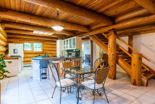 3150 Hanna Creek Road, House detached with 2 bedrooms, 2 bathrooms and null parking in Kootenay Boundary B BC | Image 13
