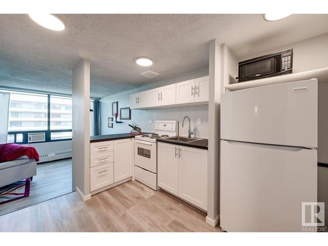 821 - 10160 114 St Nw, Condo with 1 bedrooms, 1 bathrooms and null parking in Edmonton AB | Image 1