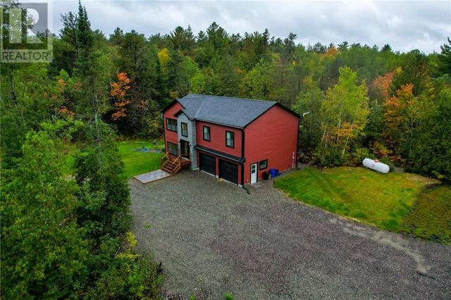 1546 Hwy 537, House detached with 4 bedrooms, 2 bathrooms and null parking in Greater Sudbury ON | Image 4