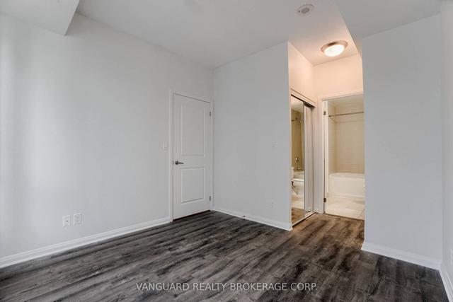 809 - 35 Hayden St, Condo with 1 bedrooms, 1 bathrooms and 1 parking in Toronto ON | Image 15