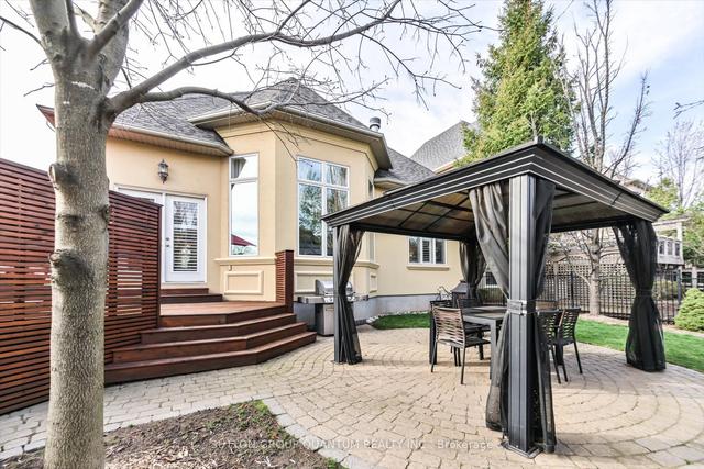 2258 Providence Rd, House detached with 3 bedrooms, 4 bathrooms and 6 parking in Oakville ON | Image 28
