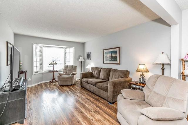 334 Darlington Cres, House detached with 3 bedrooms, 3 bathrooms and 8 parking in Newmarket ON | Image 34