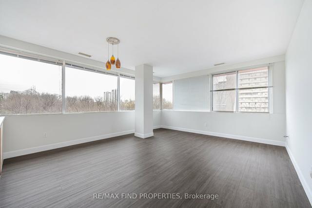 308 - 10 Gateway Blvd, Condo with 2 bedrooms, 2 bathrooms and 1 parking in Toronto ON | Image 5