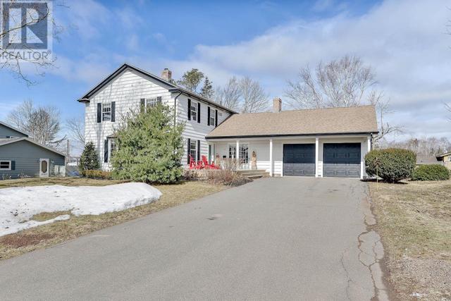 85 Prince Charles Drive, House detached with 4 bedrooms, 3 bathrooms and null parking in Charlottetown PE | Image 35