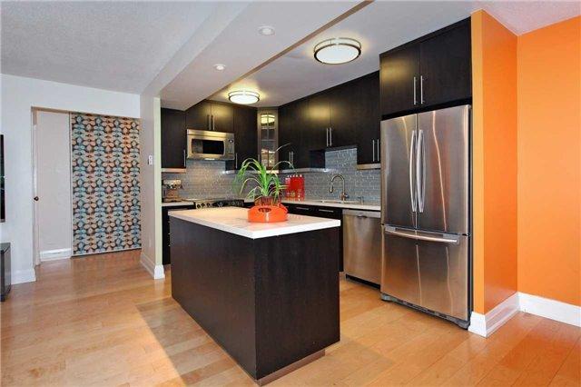 404 - 65 Southport St, Condo with 3 bedrooms, 2 bathrooms and 1 parking in Toronto ON | Image 11