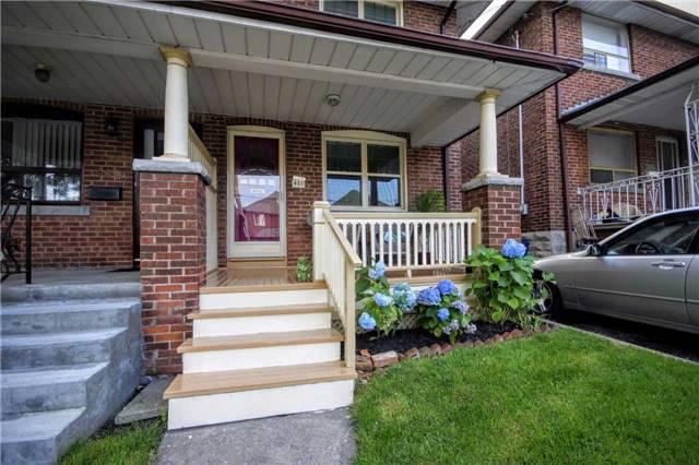 430 Christie St, House semidetached with 3 bedrooms, 2 bathrooms and null parking in Toronto ON | Image 2