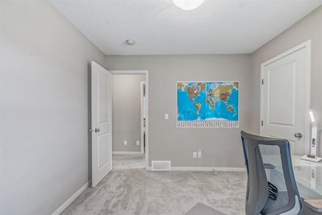 129 West Grove Way Sw, House detached with 4 bedrooms, 3 bathrooms and 4 parking in Calgary AB | Image 38