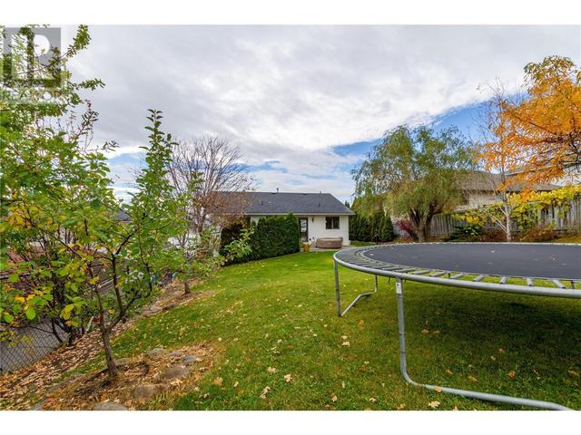 6725 Foothills Drive, House detached with 4 bedrooms, 2 bathrooms and 4 parking in Vernon BC | Image 7