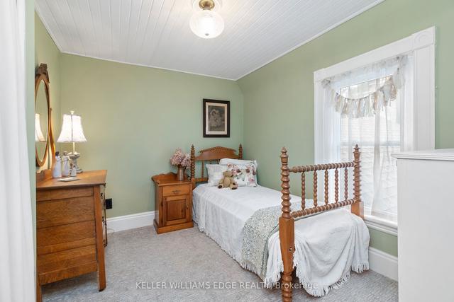 23 Capron St, House detached with 2 bedrooms, 2 bathrooms and 4 parking in Brant ON | Image 26