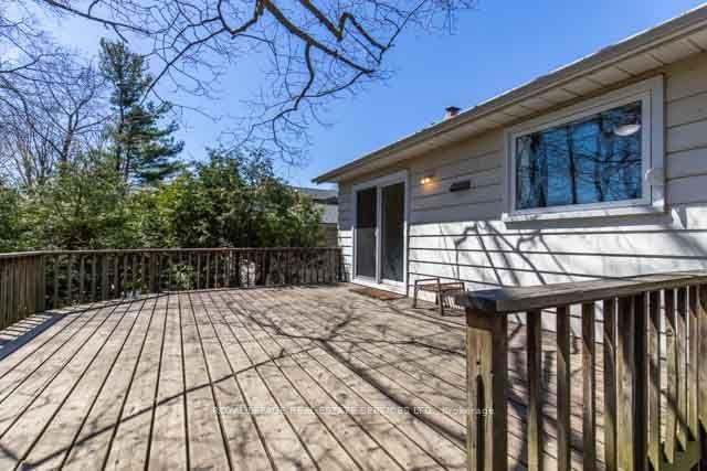 1224 Richards Cres, House detached with 3 bedrooms, 2 bathrooms and 5 parking in Oakville ON | Image 21