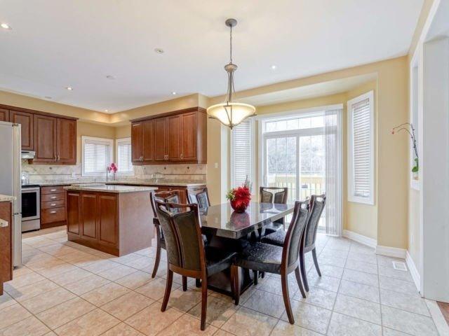 65 Freshspring Dr, House detached with 5 bedrooms, 5 bathrooms and 4 parking in Brampton ON | Image 6