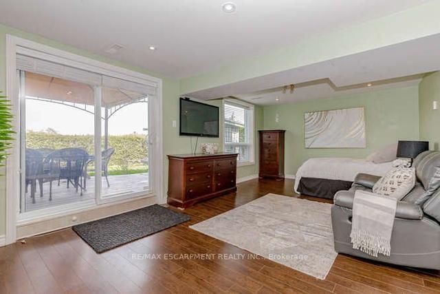36 Hesp Dr, House detached with 3 bedrooms, 2 bathrooms and 4 parking in Caledon ON | Image 17