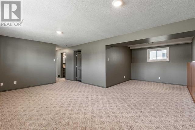 1912 18 Street N, House detached with 4 bedrooms, 2 bathrooms and 4 parking in Lethbridge AB | Image 23